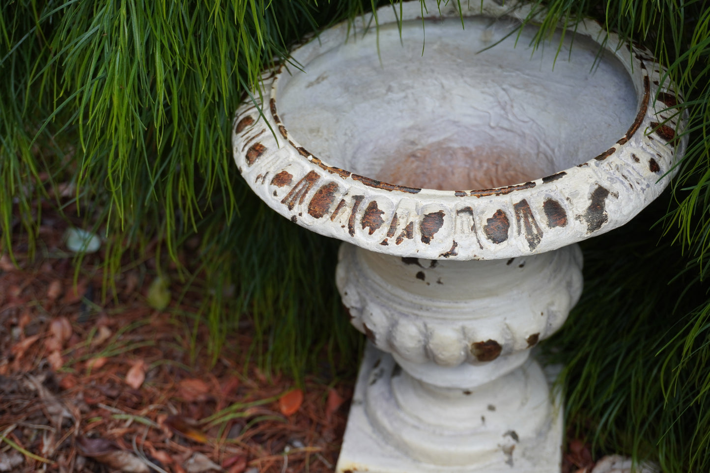 Aged Elegance Medici Urn