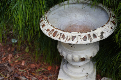 Aged Elegance Medici Urn