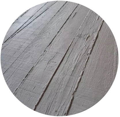 close up on the timber borded concrete panel